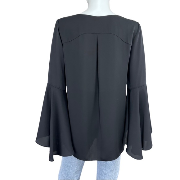 AMANDA UPRICHARD Black Popover Bell Sleeve Top - Picture 3 of 9